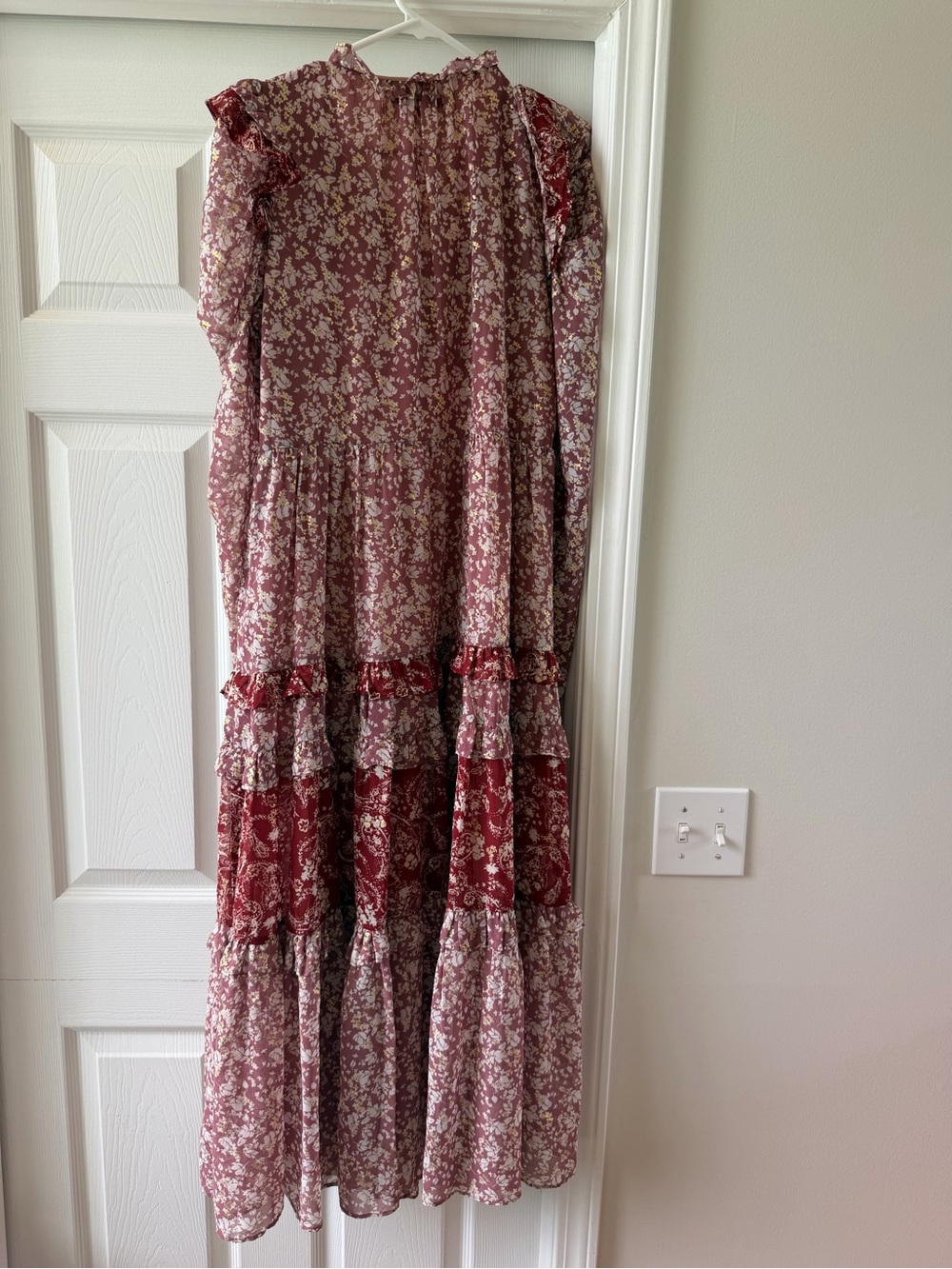 En Saison Layered Floral Maxi Dress in Mauve and Rose - Picture 5 of 5
